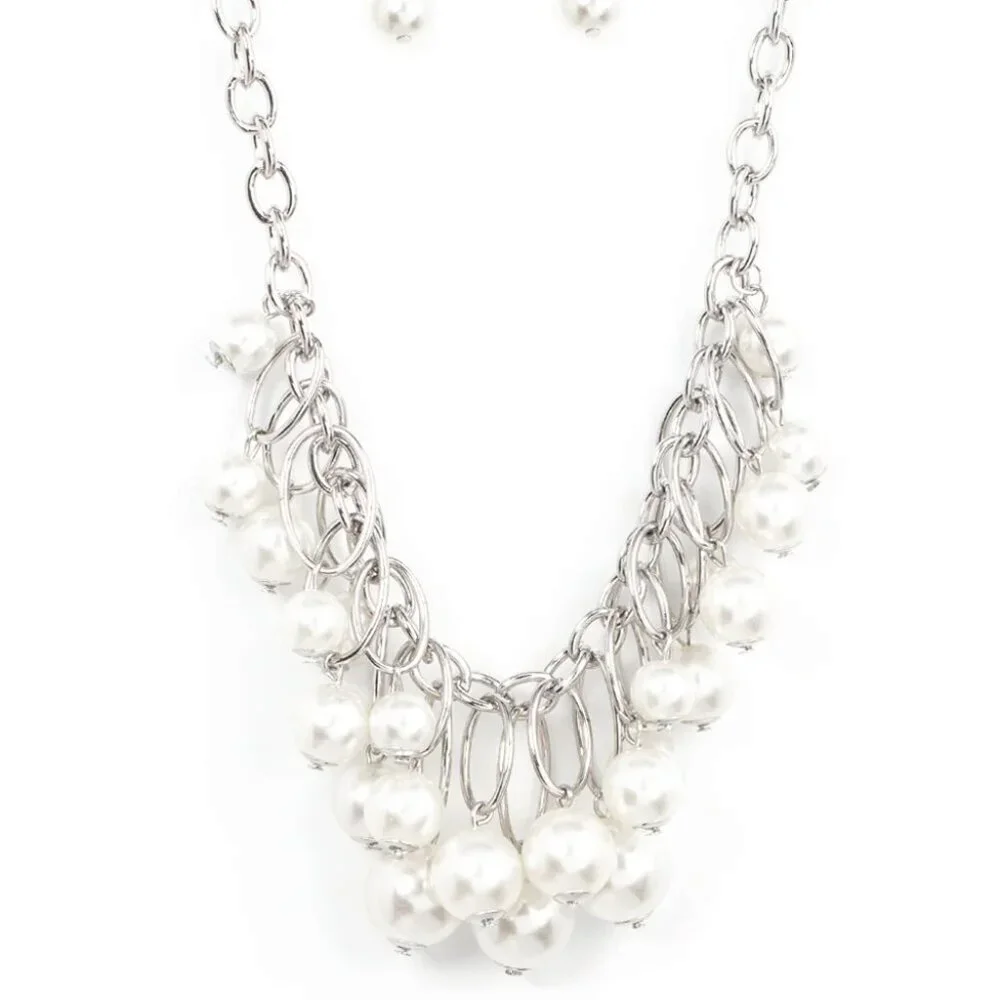 Paparazzi Jewelry Accessories - Powerhouse Pose - White Necklace - Vintage